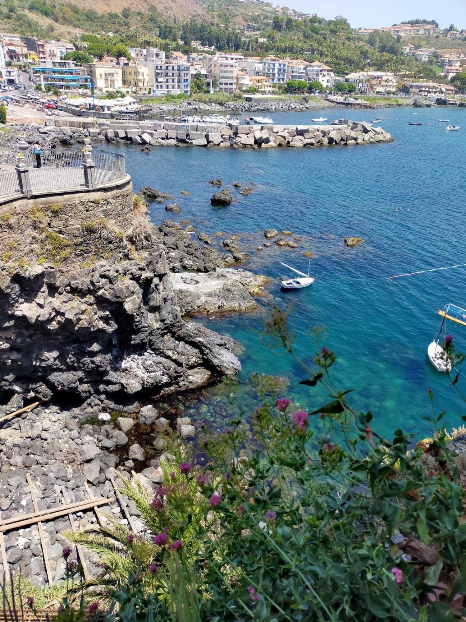 Casa Kale Apartment Aci Castello Bagian luar foto